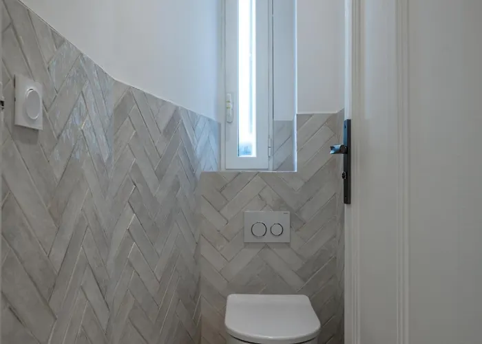 Apartman Chic 2-room - Place Du Pin