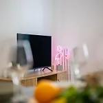 Chic 2-room - Place Du Pin Διαμέρισμα