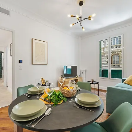 Chic 2-room - Place Du Pin Apartment *