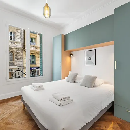 Chic 2-room - Place Du Pin Apartamento Nice